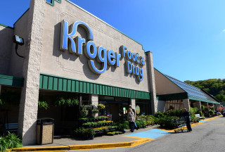 Kroger food store man woman - symmetry accurate features free wallpaper