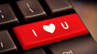 Red keyboard white heart i 3 - didier mouron free wallpaper