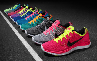 Nike shoes street white line 4 - fluorescent free wallpaper
