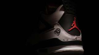 Sneakers red black shoelace dark 2 - a pair of sneakers free wallpaper