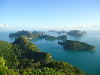 Small islands water trees blue - the middle of a body free wallpaper