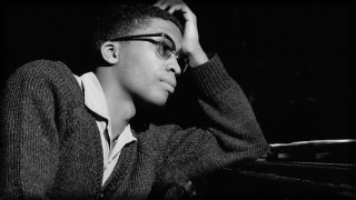 Man glasses piano night starry - 1 9 6 0 s free wallpaper