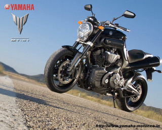 Motorcycle parked desert road yamaha - the back free wallpaper