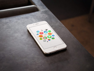 Cellphone screen buttons table window - purism free wallpaper