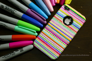 Phone pens pile table desk - a sketch free wallpaper