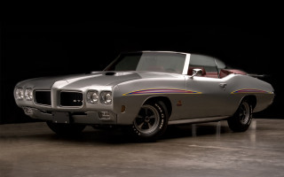 Silver car red top black - a silver car free wallpaper