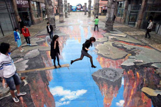 Cityscape group chalk art woman - incredible free wallpaper