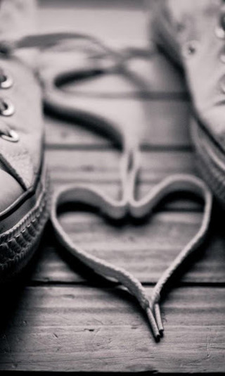 Shoes scissors shoelace woodenfloor blackwhite - a wooden floor next free wallpaper