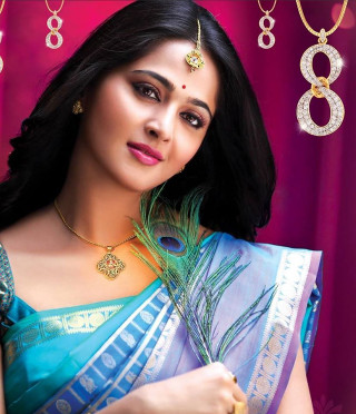 Woman blue sari peacock feather - ella guru free wallpaper
