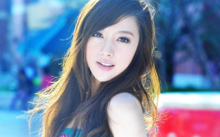 Chen lin beautiful green dress - sign free wallpaper