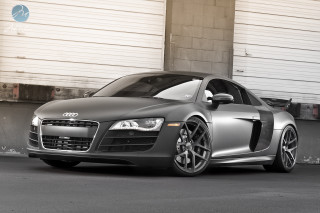 Silver car parked garage door - a silver car free wallpaper