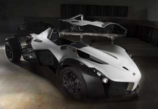 White sports car garage ramp - a ramp free wallpaper