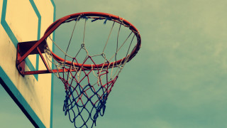 Basketball hoop blue sky red - a basketball hoop free wallpaper