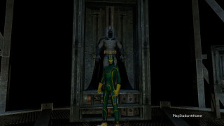 Man green yellow costume doorway - costume free wallpaper