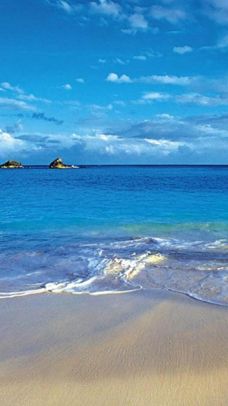 Beach boat blue sky clouds - impressionist free wallpaper