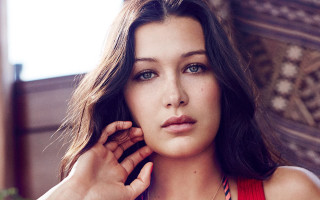Woman long hair red top 2 - ella guru free wallpaper