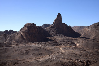 Dirt road desert mountains blue - amir zand free wallpaper for desktop