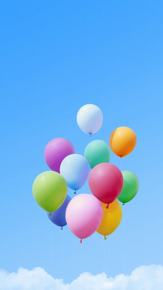 Balloons floating sunny day blue 4 - free happy birthday wallpaper