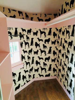 Room wallpaper window dog pattern - madhouse free wallpaper