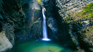 Waterfall canyon blue pool tree - a tree in the foreground free wallpaper