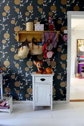 Small white cabinet flower pattern - colorful accent free wallpaper