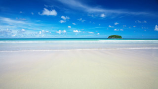 Sandy beach island sky ocean - a sandy beach free wallpaper