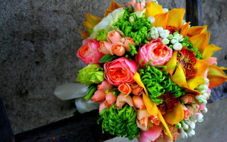 Bouquet flowers rail building stone - outside free wallpaper