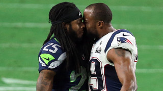 Football players kissing stadium green - two football player free wallpaper