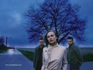 Woman tree men road nighttime - international free wallpaper