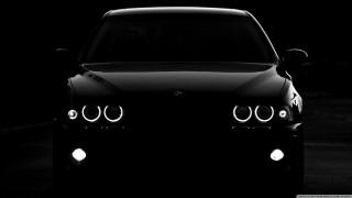 Black car lights dark night - noir free wallpaper