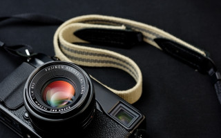 Camera lens black surface strap - a len free wallpaper