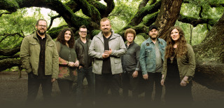 Group people tree large branch - bryan organ free wallpaper