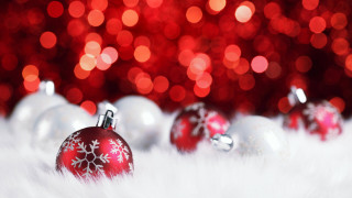 Red white ornaments fur surface - ornament free wallpaper
