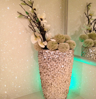 Vase flowers shelf mirror lights - a vase free wallpaper