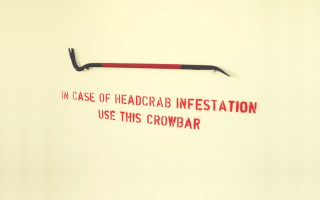 Headrab infestation crowbar use sign - temporary art free wallpaper