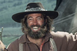 Bearded man hat smiling mountain - dennis flanders free wallpaper