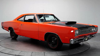 Bright orange car museum black - round free wallpaper