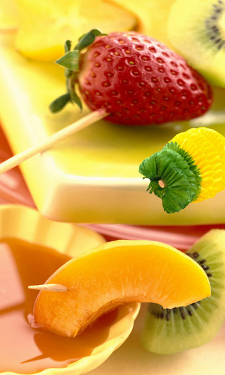 Fruit skewer piece on stick - a piece of fruit free wallpaper