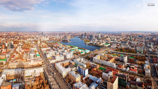 City river bridge crossing middle - aerial free wallpaper