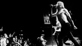 Man stage microphone crowd performance - new free wallpaper
