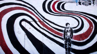 Man spiral wall car background - a car in the background free wallpaper