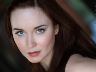 Woman blue eyes long hair 5 - leesha hannigan free wallpaper