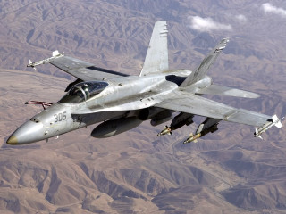 Fighter jet mountain range desert - charles martin free wallpaper