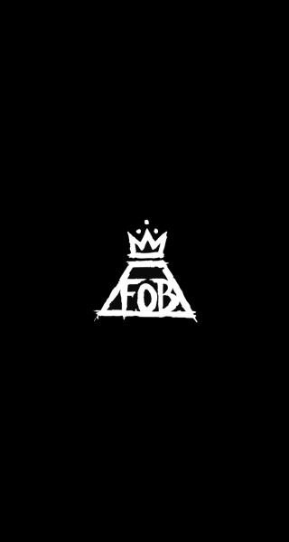 Crown triangle black white photo - dr. atl free wallpaper