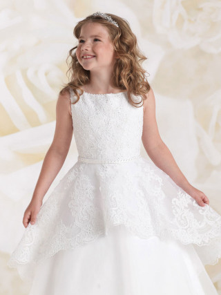 Little girl white dress smiling - a little girl free wallpaper