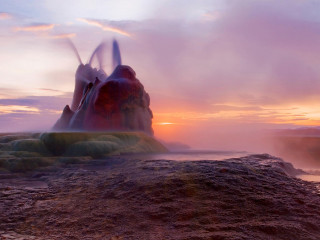 Geyser sunset mountain lake ocean - a microscopic photo free wallpaper