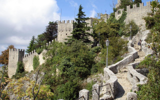 Castle staircase hill trees bridge - cagnaccio di san pietro free wallpaper