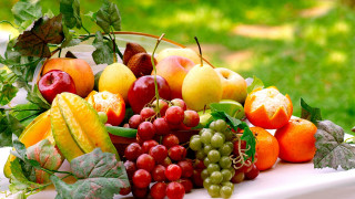 Basket fruit table grass leaves - other fruit free wallpaper