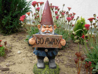 Garden gnome go away signs - hearthstone free wallpaper