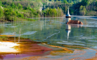 Small church island lake forest - david lachapelle free wallpaper